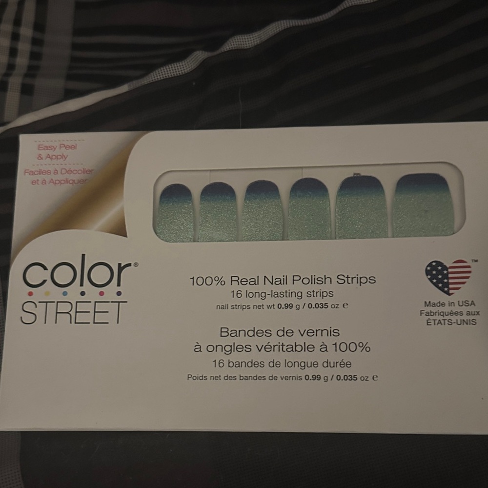 Color Street Gradient Blue Nail Strips